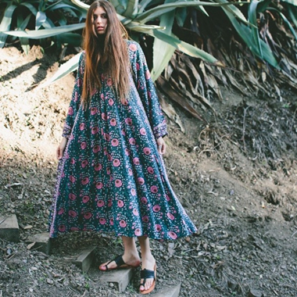 Natalie Martin In Fiore Maxi Dahalia print Indigo